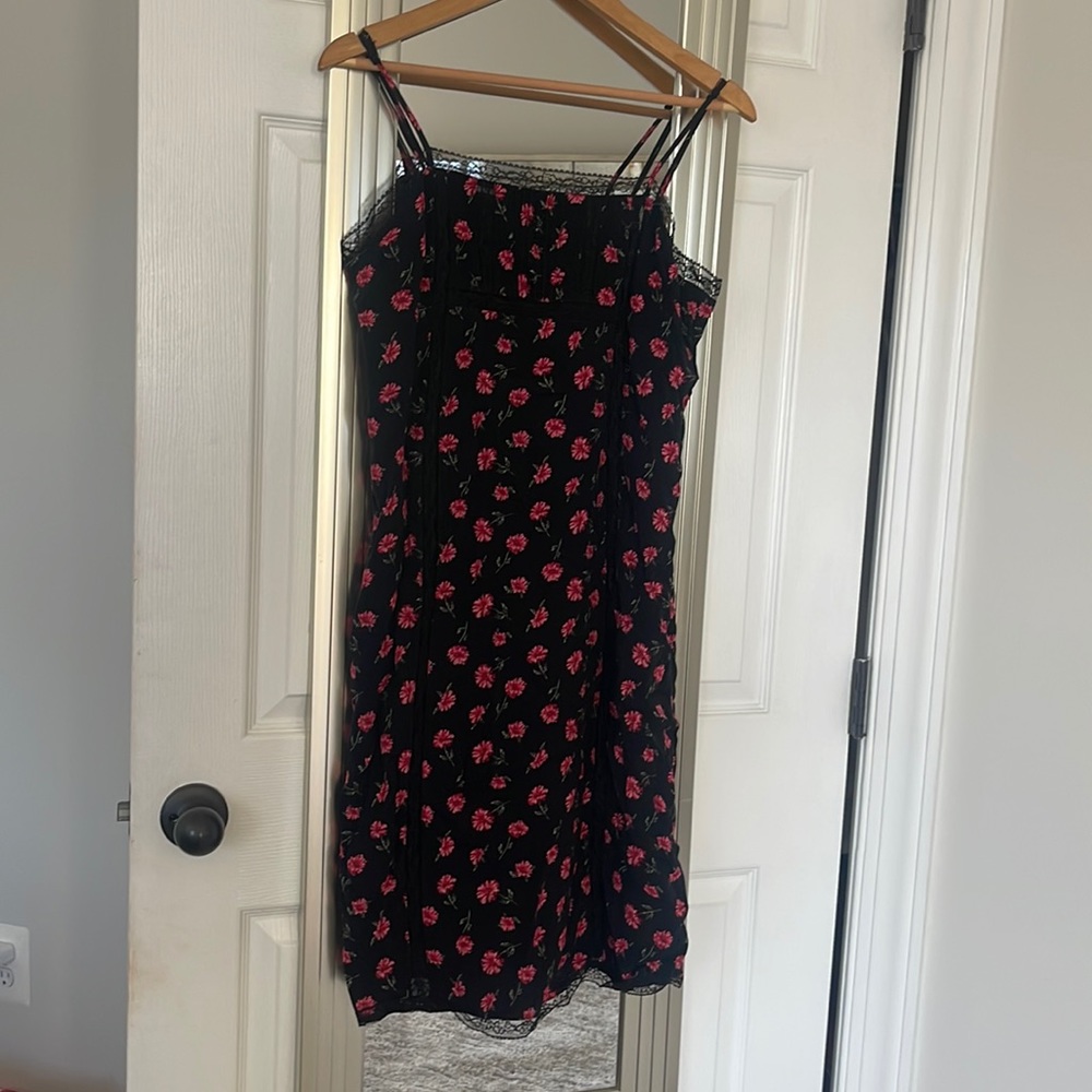 Black floral knee length dress forever 21 size large
